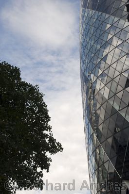 30 St Mary Axe
