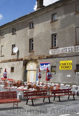 San-Bernardino-Pass, Gasthaus
