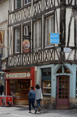Rouen
