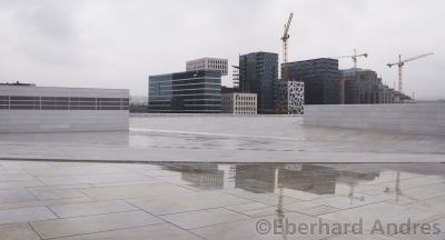Neue Oper

