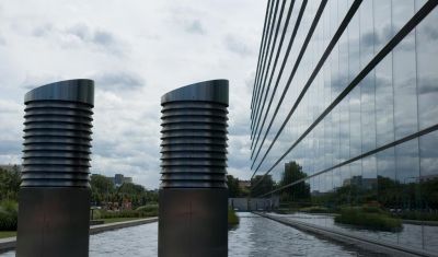 Gläserne Manufaktur, Dresden
