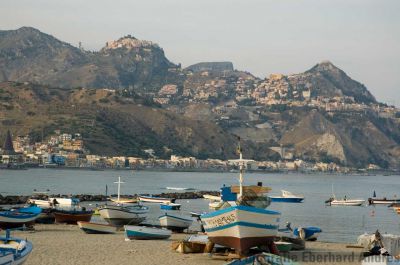 Blick auf Taormina, Schiso
