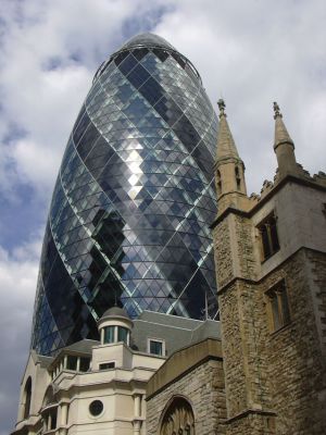 1. Platz Moritz: 30 St Mary Axe (The Gherkin), London
Wertung: 3.2/5 Punkte
